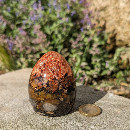 Bronzeflamme der Erde